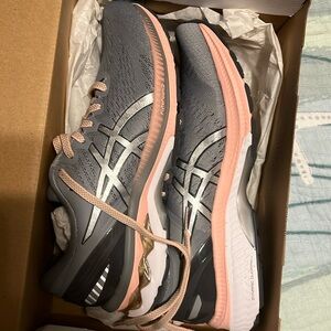 ASICS Gel Kanyano 27 new with tags